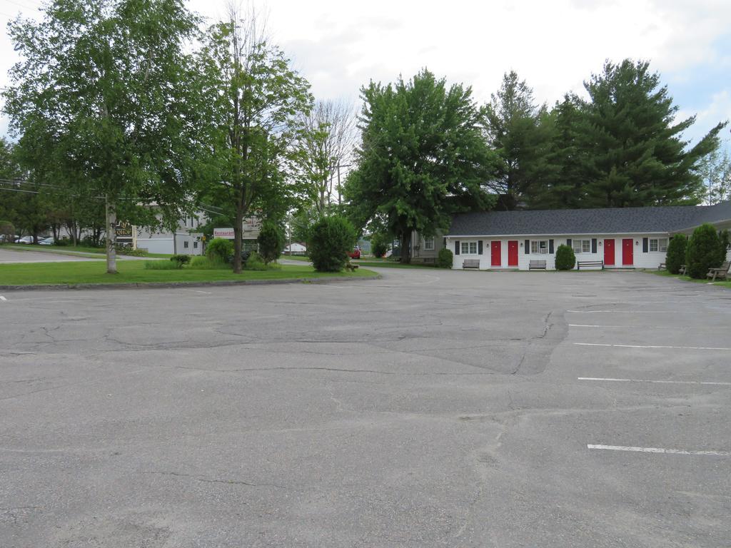 Motel & Hotel La Paysanne Sherbrooke Dış mekan fotoğraf