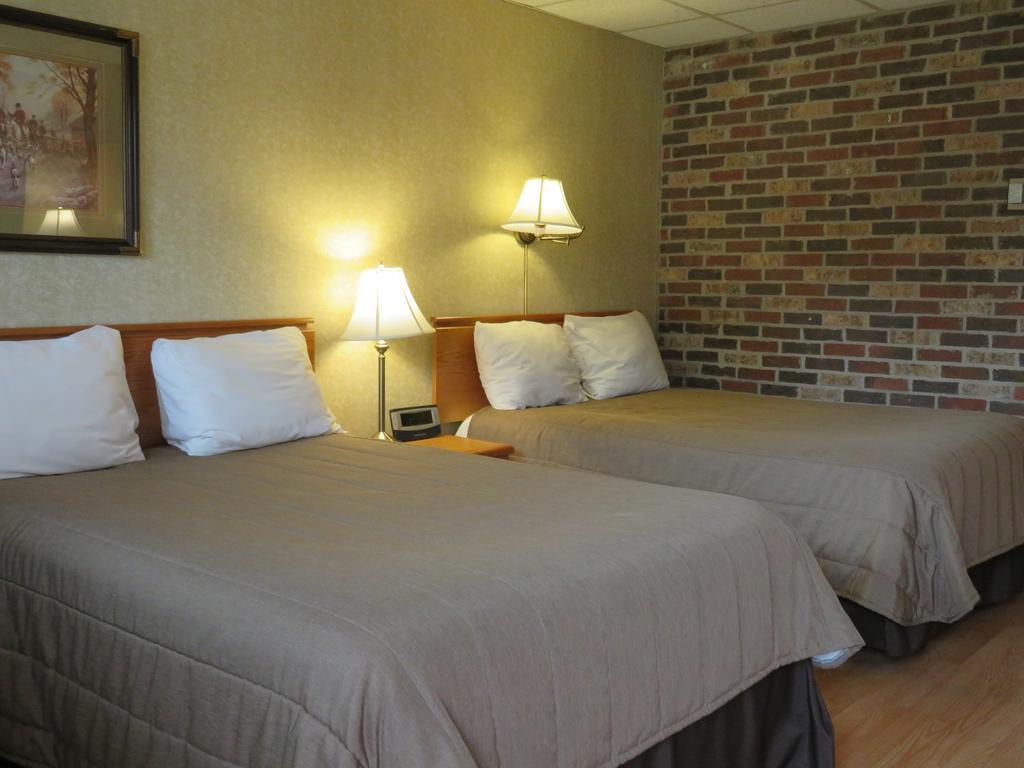 Motel & Hotel La Paysanne Sherbrooke Dış mekan fotoğraf