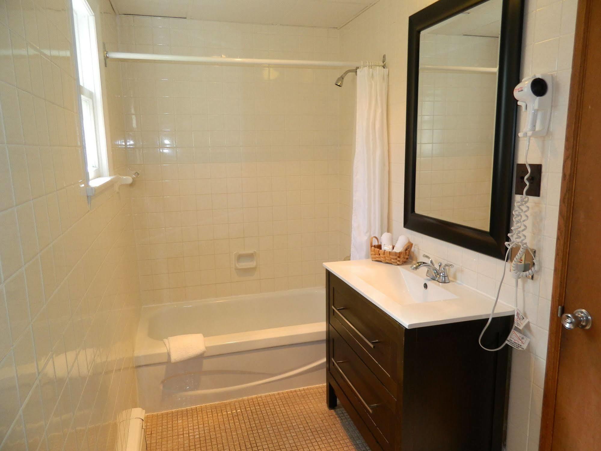 Motel & Hotel La Paysanne Sherbrooke Dış mekan fotoğraf