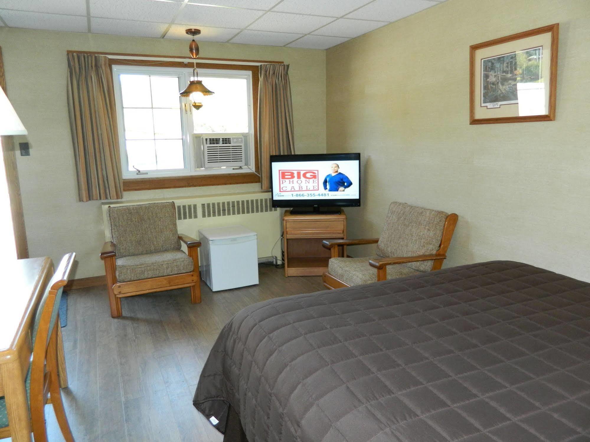 Motel & Hotel La Paysanne Sherbrooke Dış mekan fotoğraf